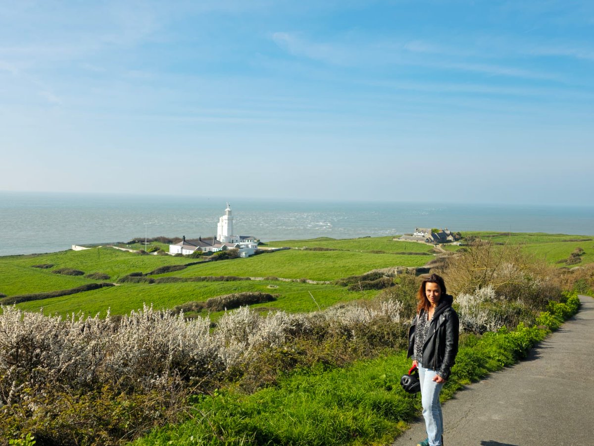 Ok so this is my current spot on ⁦<a href="/VisitIOW/">Visit Isle Of Wight</a>⁩ from where I am going to attempt to go live on ⁦<a href="/BBCRadioScot/">BBC Radio Scotland</a>⁩ to give the low down on Easter travel. Signal permitting! Tune in to see if we manage.