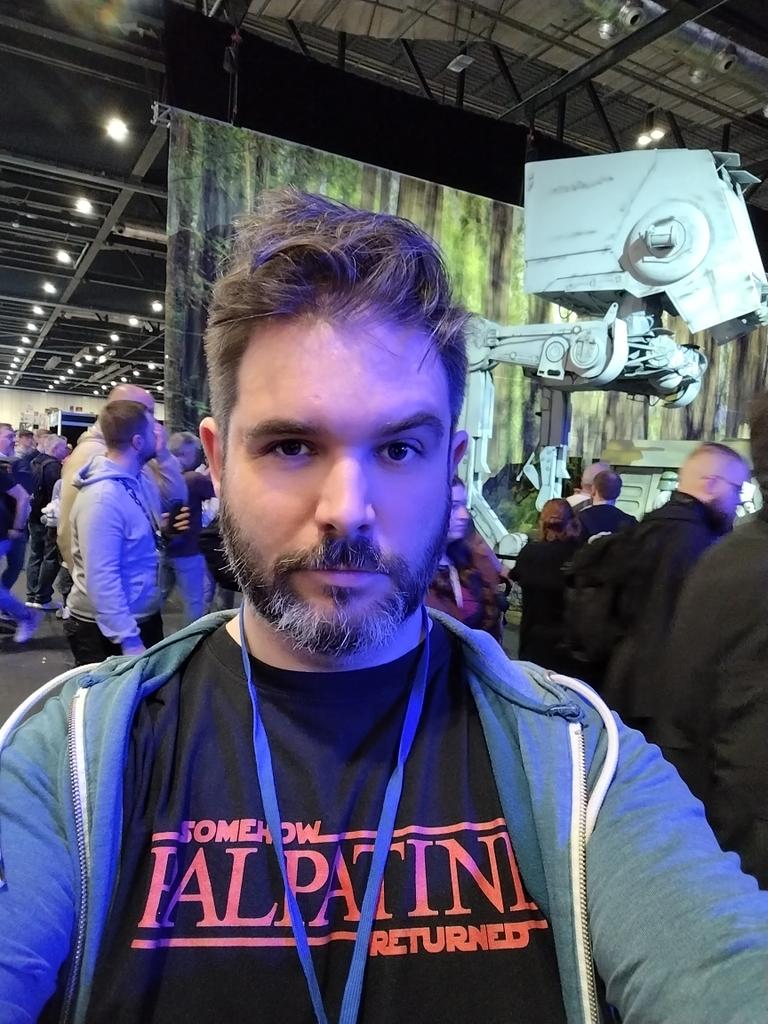 Channel019's tweet image. He is risen! #SomehowPalpatineReturned #YesSWC2023