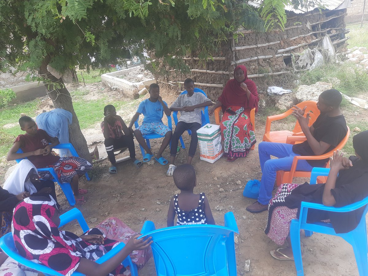 JamesRuwa1's tweet image. Facilitating a generation and creating awareness on gender based violence and trauma talks in bamburi ward kisauni 
@GSNAfrica @YEDNetworkKe
@WejaCBO @USAmbKenya
@JamiiForums @UNPeacebuilding @MombasaCountyKe @Krcs_NRbBranch 
#TeamFocus