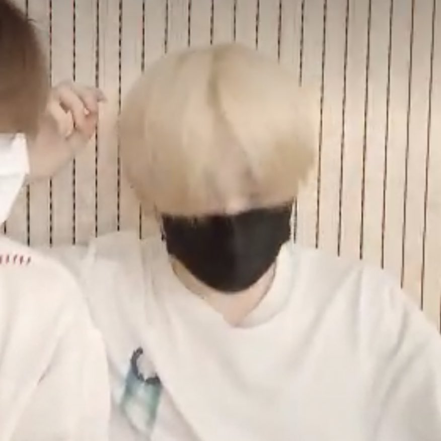 elastbook's tweet image. WONJUN BLOND HAIR !! thx hyuk 🙏

#ELAST #엘라스트 #WONJUN #원준 @ELASTofficial