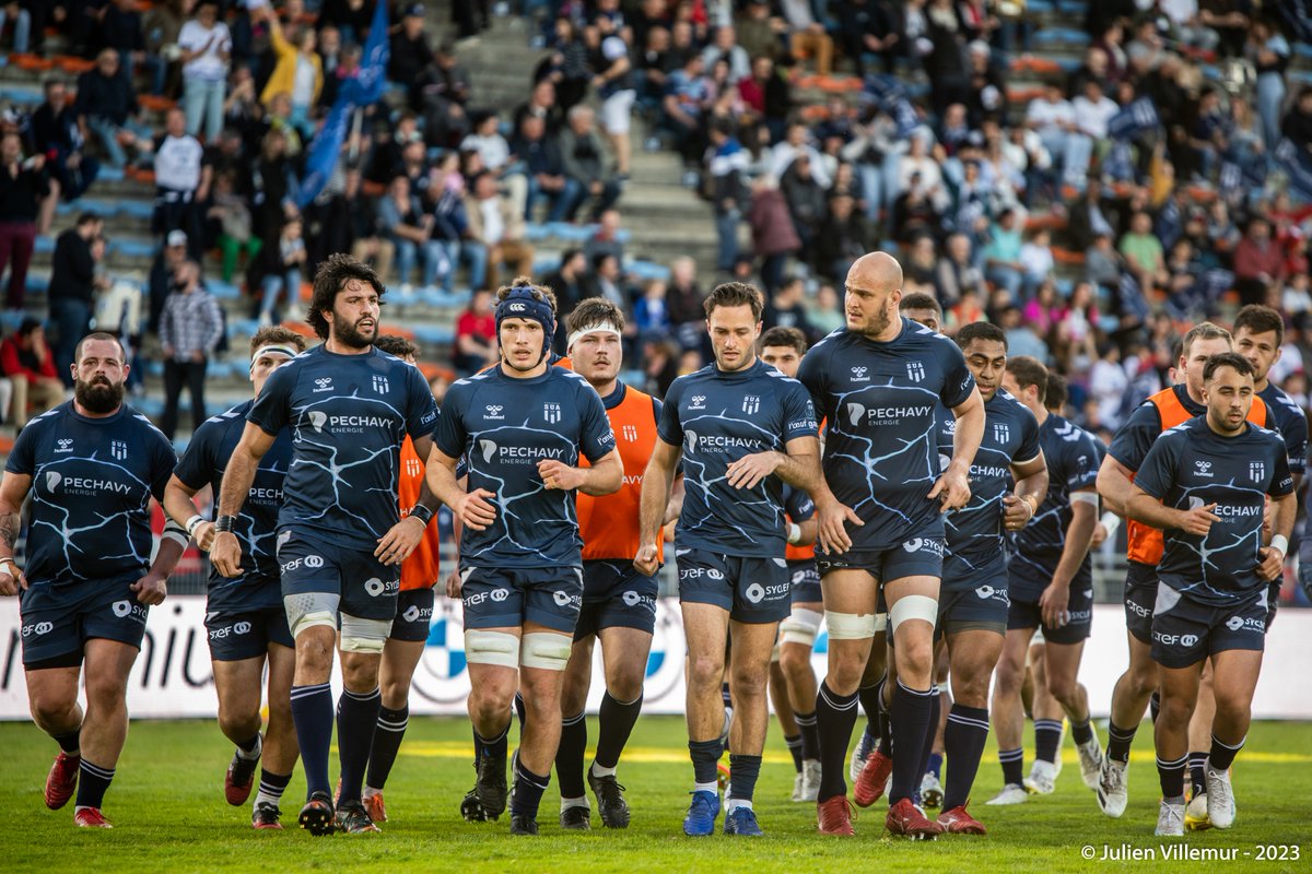 agen_rugby's tweet photo. 𝐕𝐢𝐜𝐭𝐨𝐢𝐫𝐞 𝐚̀ 𝐀𝐫𝐦𝐚𝐧𝐝𝐢𝐞 💙

Nos Agenais se sont imposés vendredi soir face à Carcassonne sur le score de 3️⃣0️⃣ à 1️⃣9️⃣ !

Merci aux supporters présents 👏

🔜 Déplacement à Aurillac ce jeudi 13 avril

©️ Julien Villemur https://t.co/NOe3EIdESY