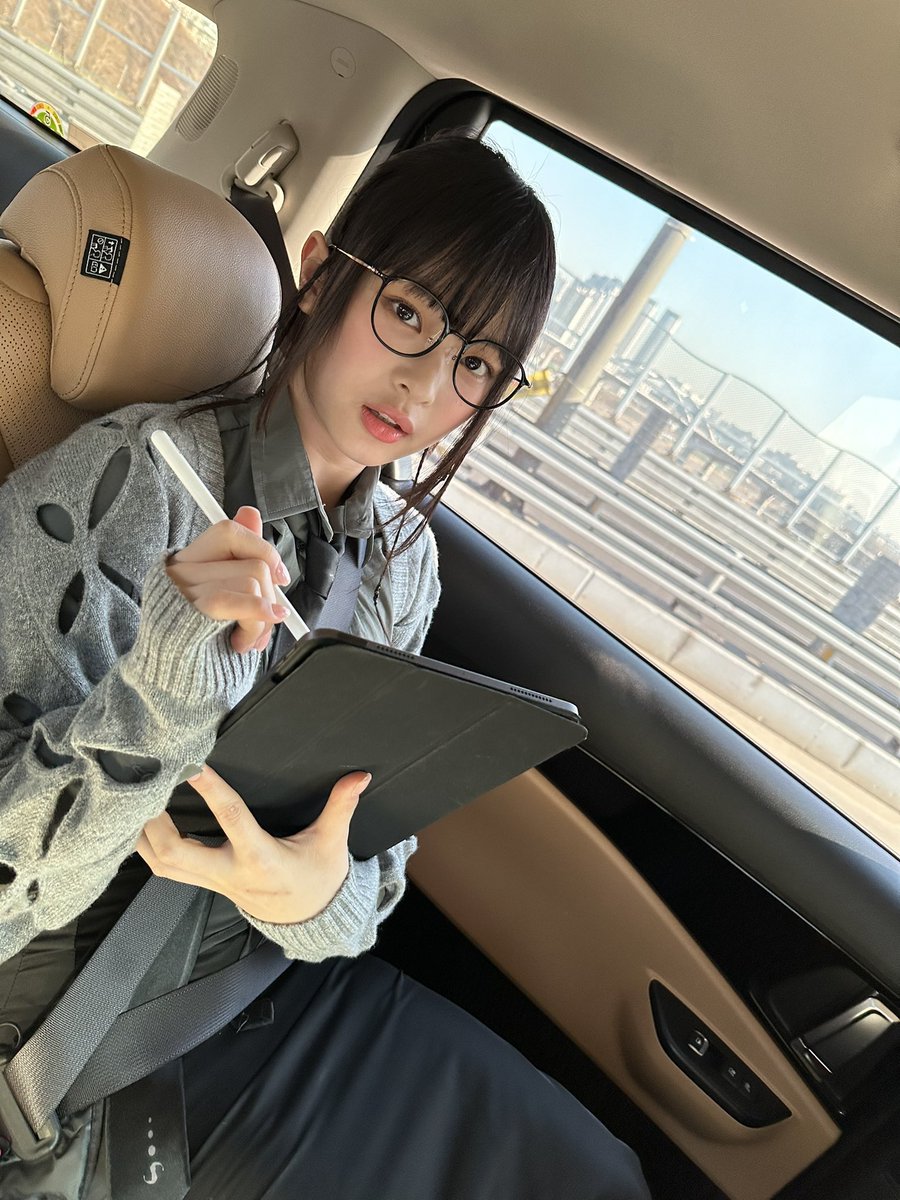 hanniarchived's tweet photo. OH MY LOVE SHE’S SO PRECIOUS https://t.co/w9wZPPHXoS