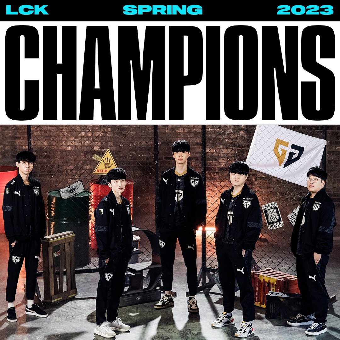 lolesports's tweet photo. 🏆 @GenG ARE THE #LCK SPRING CHAMPIONS 🏆 https://t.co/PBTb3CbkPz