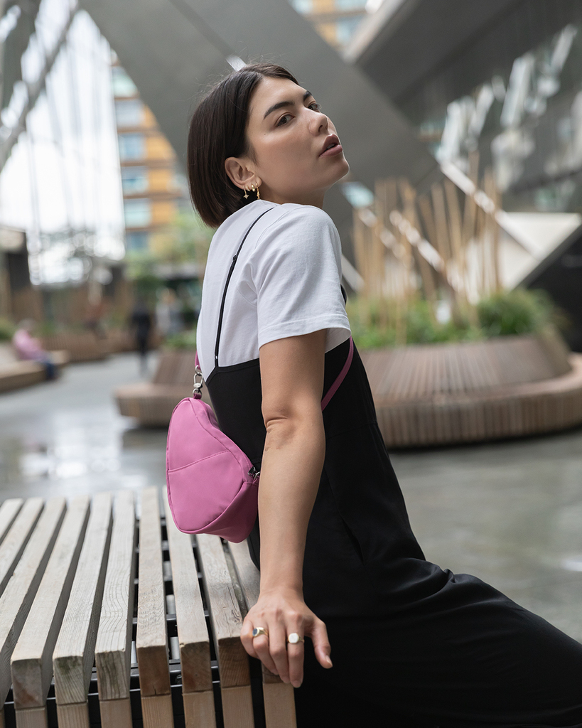 info@thehealthybackbag.co.uk tweet media