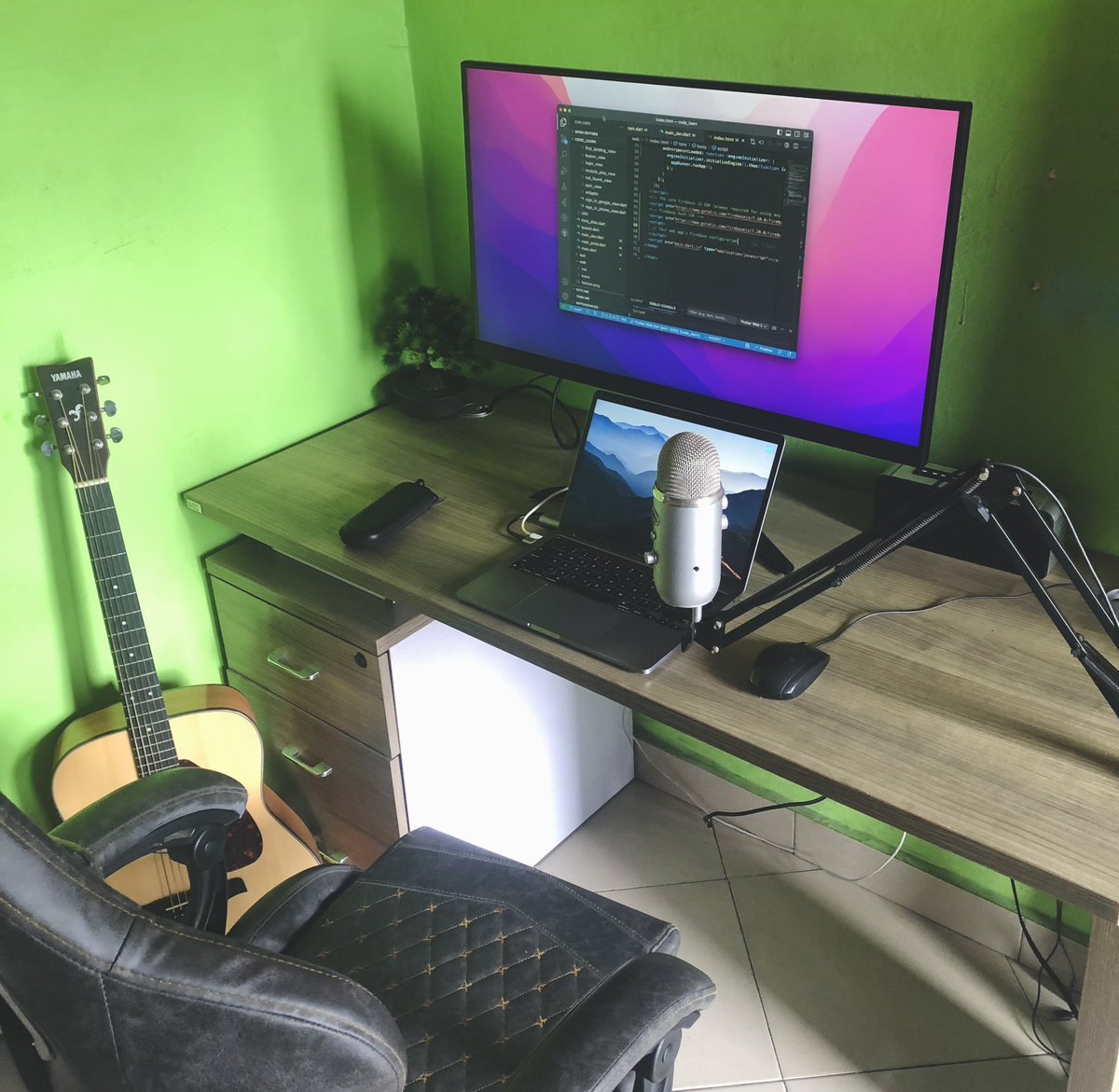 pauledemekong's tweet photo. Happy Easter!
I’d be invisible after I acquire the M2 MacMini

#humblebegining https://t.co/jQdwEKItzu