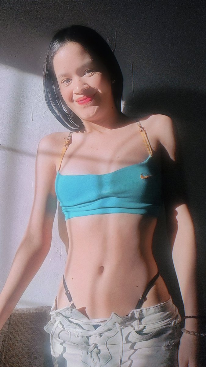 parys1909's tweet photo. I love sunny afternoons 🔥💕

#fyp #onlyfansgirl #fansly #fanslymodel #latina #sunset #teengirl #cute #porn #nudes #naked #erotic #sexting https://t.co/TTkKtA7wFH