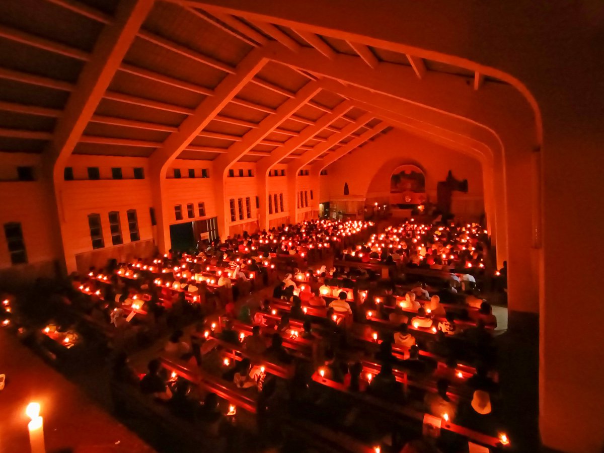 harambee-on-twitter-rt-augustinevickie-while-attending