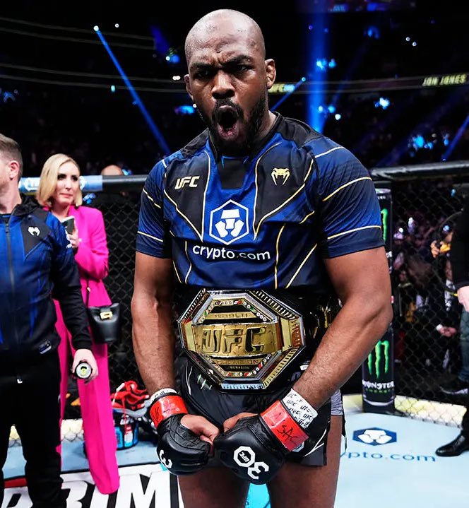 MMAHistoryToday's tweet photo. Jon Jones and Israel Adesanya are both thriving as UFC Champions. 

The two biggest stars in the sport today. https://t.co/ThBzl1gUzi