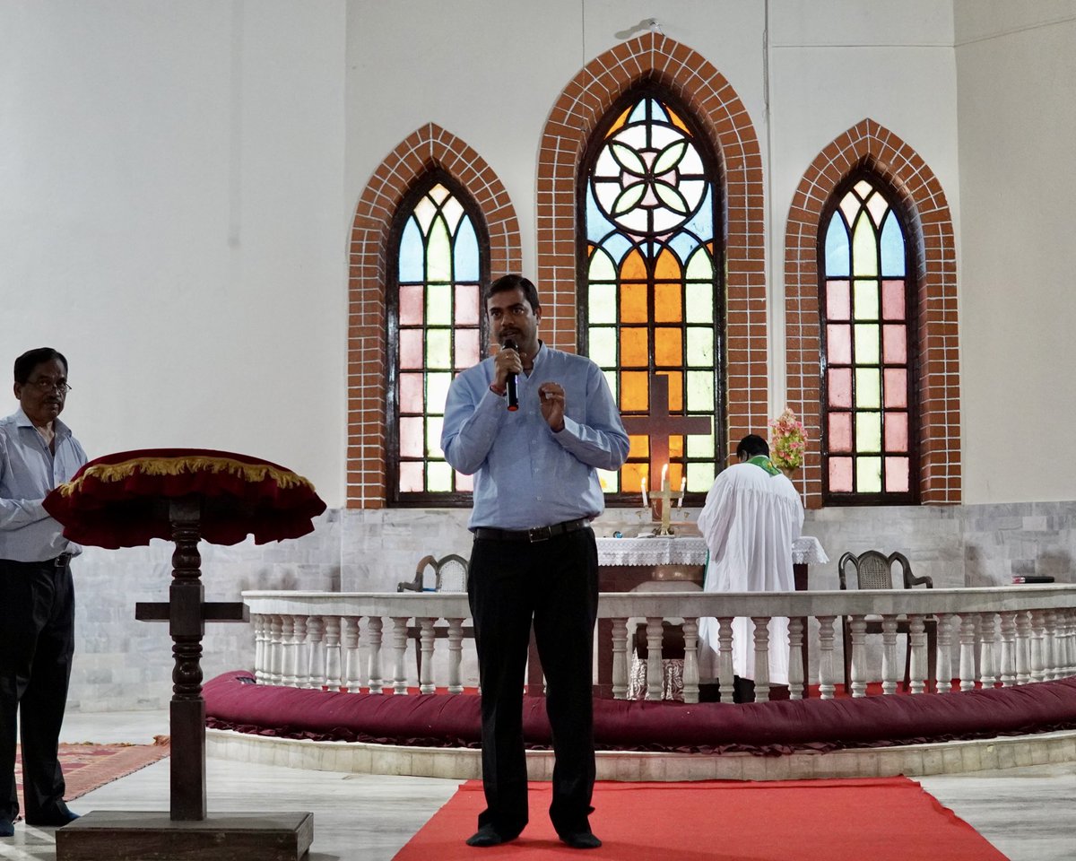 losttrailsss's tweet photo. Easter Sunday Celebration at NELC Church, Banderjori Dumka. Our Chief Guest: DC sir &amp; Vice Chancellor madam.
@DumkaDc https://t.co/AbIjLThlG5