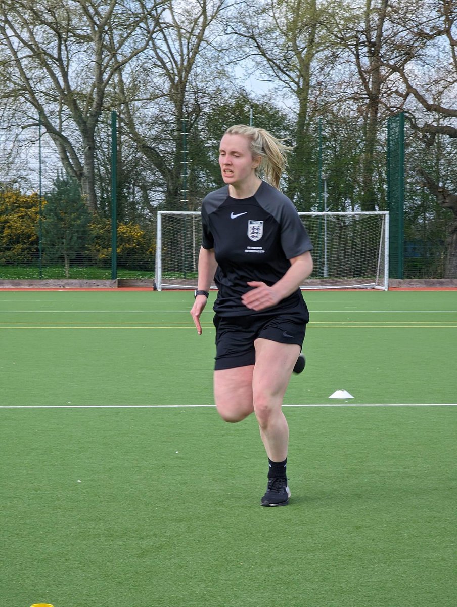 NRCFAREFDEV's tweet photo. It was great to see members of @NorthRidingFA support the @FARefereeing Women's Emerging Talent Programme (Northern) yesterday in York 🙌

Some great up &amp; coming referees receiving personal development and learning about the progression opportunities available 🤝

#NRCFAREFDEV https://t.co/nuMLmdFqfu