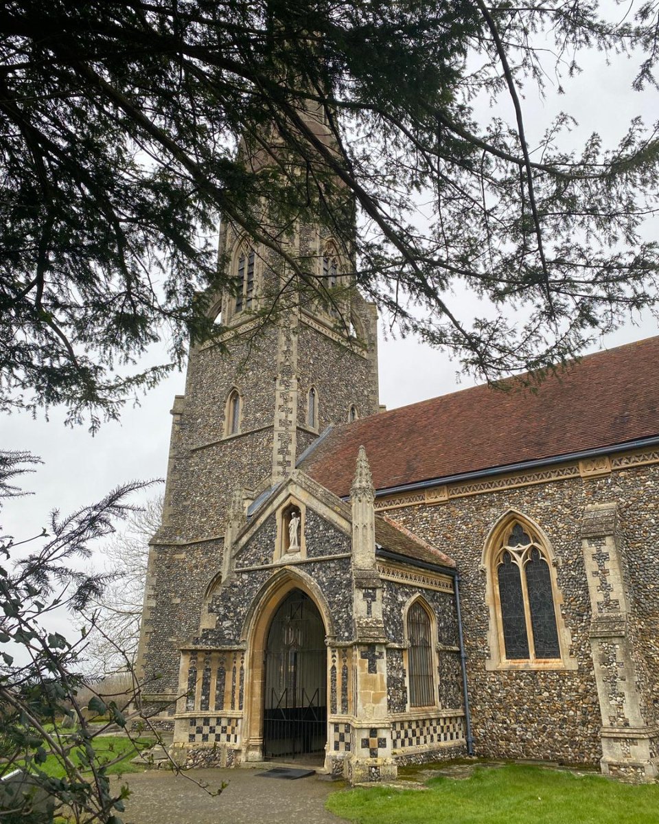 Wishing everybody a very happy Easter Sunday. 
#eastersunday #finboroughschool #finboroughchurch