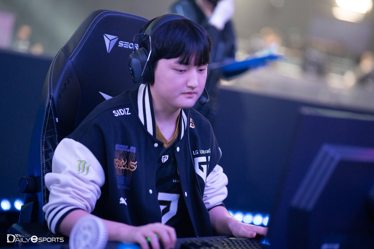 kenzi131's tweet photo. #LoL  #LCK  @LCK Spring Finals  .@GenG_KR https://t.co/REDD3ojrGw