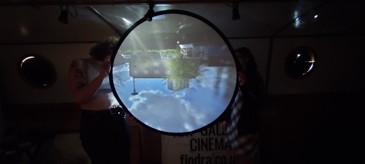 Barge Fiodra (@bargefiodra) on Twitter photo Some lovely peeps came to visit our Floating Camera Obscura yesterday. They donated £75 to <a href="/Sightsavers/">Sightsavers</a> <a href="/CRTSouthEast/">Canal & River Trust London & SE</a> Some lovely peeps came to visit our Floating Camera Obscura yesterday. They donated £75 to <a href="/Sightsavers/">Sightsavers</a> <a href="/CRTSouthEast/">Canal & River Trust London & SE</a>