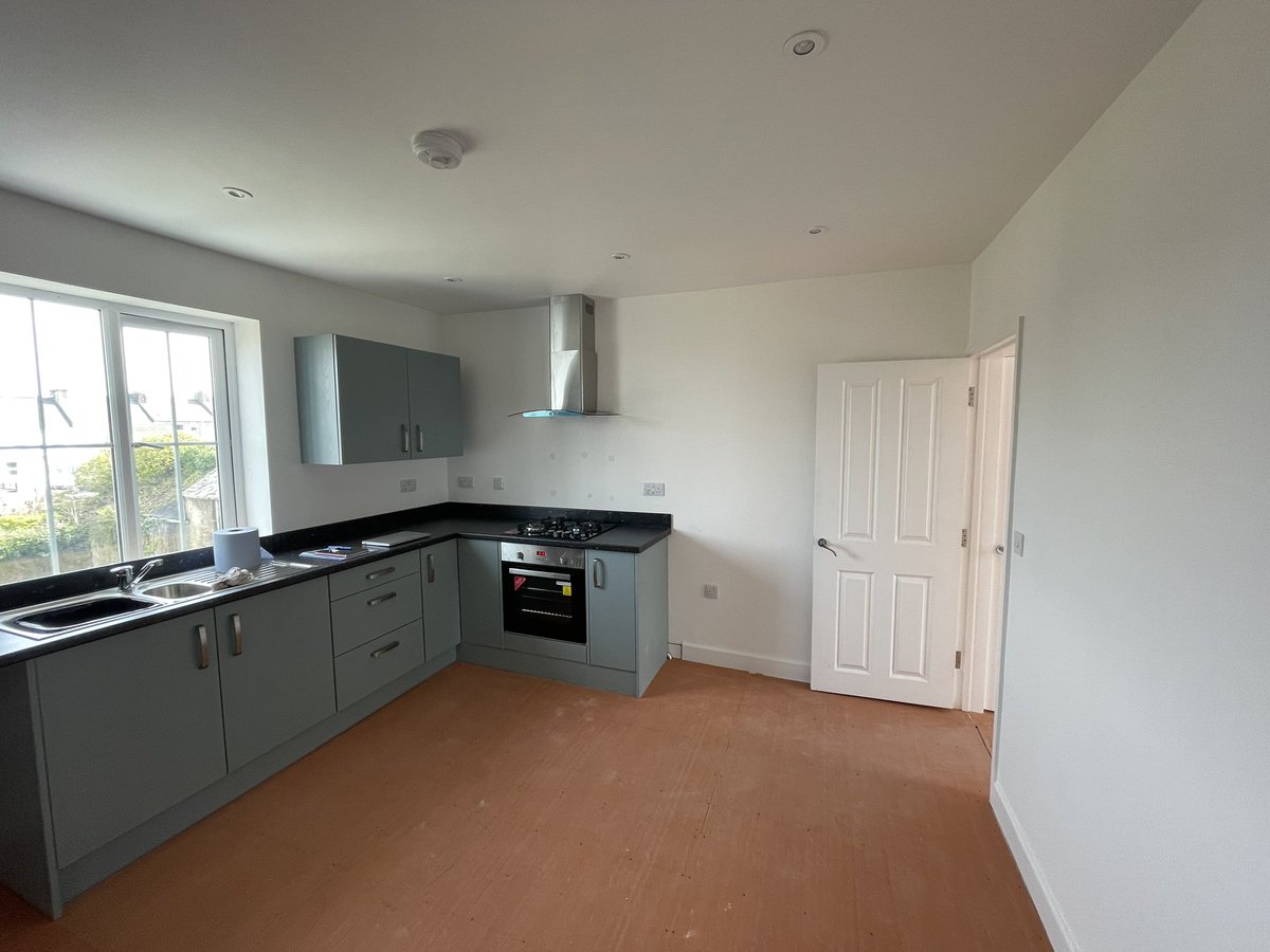 meyrick_develop's tweet photo. One of our completed fully refurbished apartments at 23 Meyrick Street ✅ https://t.co/Yk2VHd6YRm