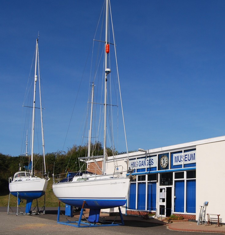 TheSuffolkMan's tweet photo. #HMSGanges #RoyalNavy #Museum and the #mast when it was fully intact in c2000 those #buttonboys were either brave or mad to volunteer to climb to the button https://t.co/roL6IGmQZX