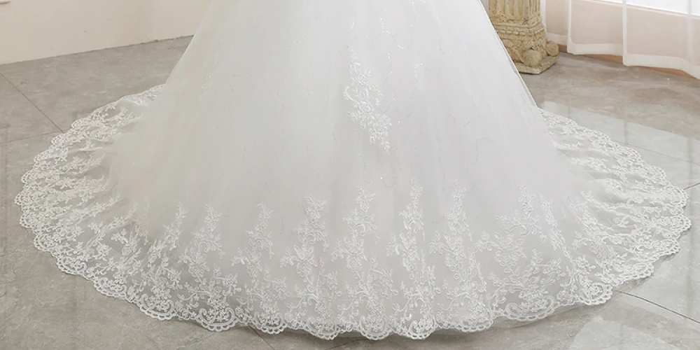 Long Sleeve Wedding Dress
$200.00 and FREE Shipping
Tag a friend who would love this!
Shop now at Jasminess.com
jasminess.com/long-sleeve-we…

#modestclothing #fashionstyle #bloggerlifestyle #bridalstyle #fashiondesign #healthylifestyle