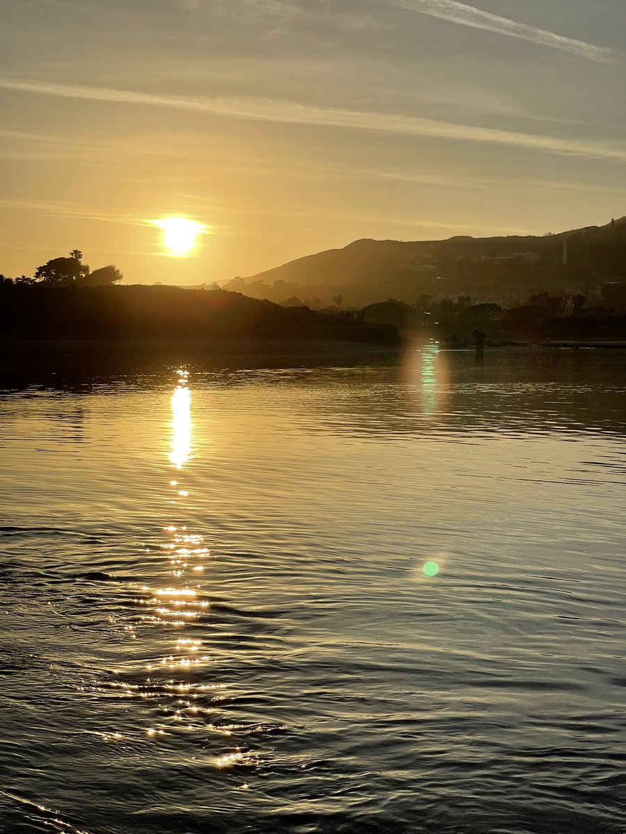 HTN83's tweet photo. Beautiful Sunset https://t.co/ghzCNnYbf9