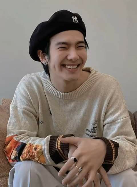 Monoblue1997's tweet photo. 🎉 Congratulations 100K follower on Twitter 
กลับมาครั้งนี้ปังปุเย่มากๆเลย คนเก่งของbeyourluve 🥰

#BIU100KZUZAA @JakeB4rever https://t.co/dAtlxE8wo6