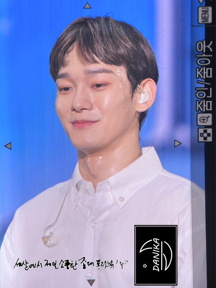 SeptemberDanika's tweet photo. 230409 EXO' CLOCK #CHEN #종대 #첸 https://t.co/Ii1c7mDBb2