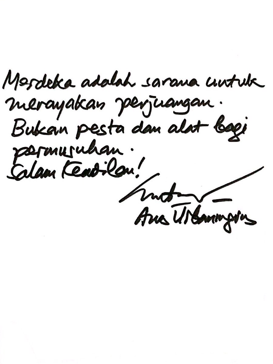 anasurbaningrum's tweet image. “Fokus Mas AU adalah perjuangan menemukan keadilan”. Tentu juga tetap berbakti bagi negerinya. Dititipkan  lewat sahabat yang berkunjung bbrp hari silam. *admin