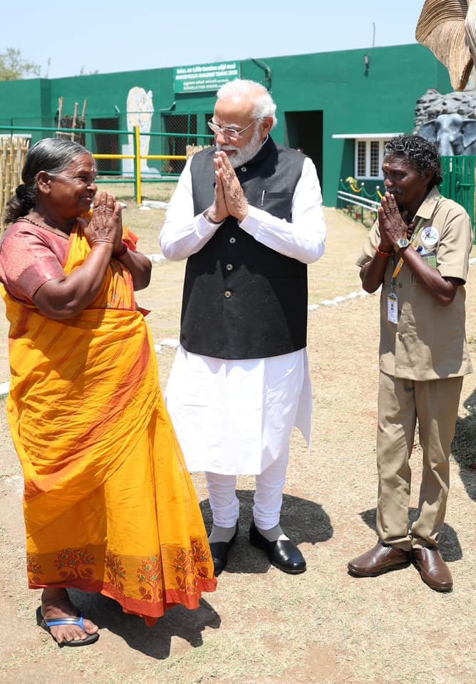 PM meeting Bomman and Bellie #TheElephantsWhisperers