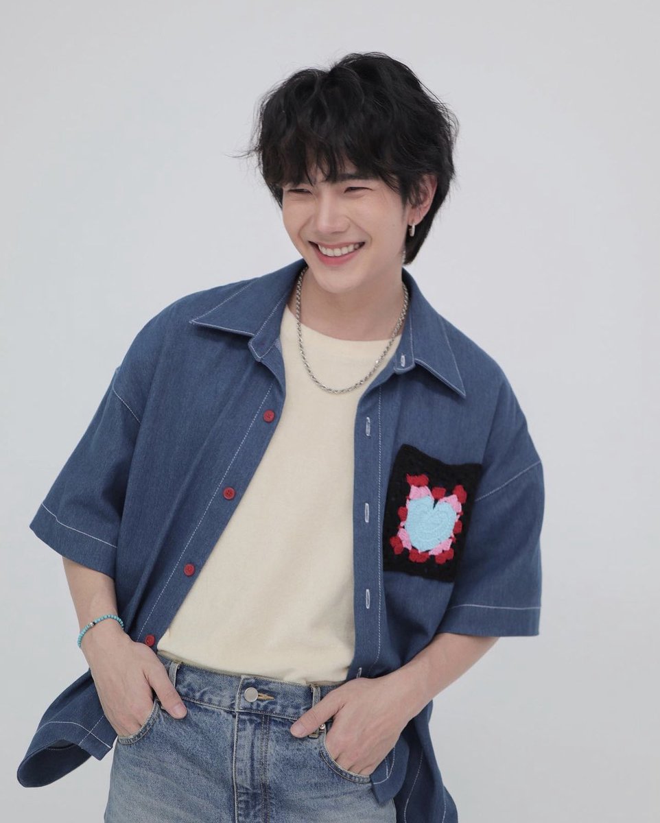 belovedKrist's tweet photo. — my dearest Babiu <3

• You're a beautiful soul
• You're stronger than ever
• You deserve all the love
• You deserve all the success
• You deserve to be cherished 
• You deserve everything you ever wished for. 

@JakeB4rever 
#BIU100KZUZAA #BuildJakapan https://t.co/pFBkZypcE6