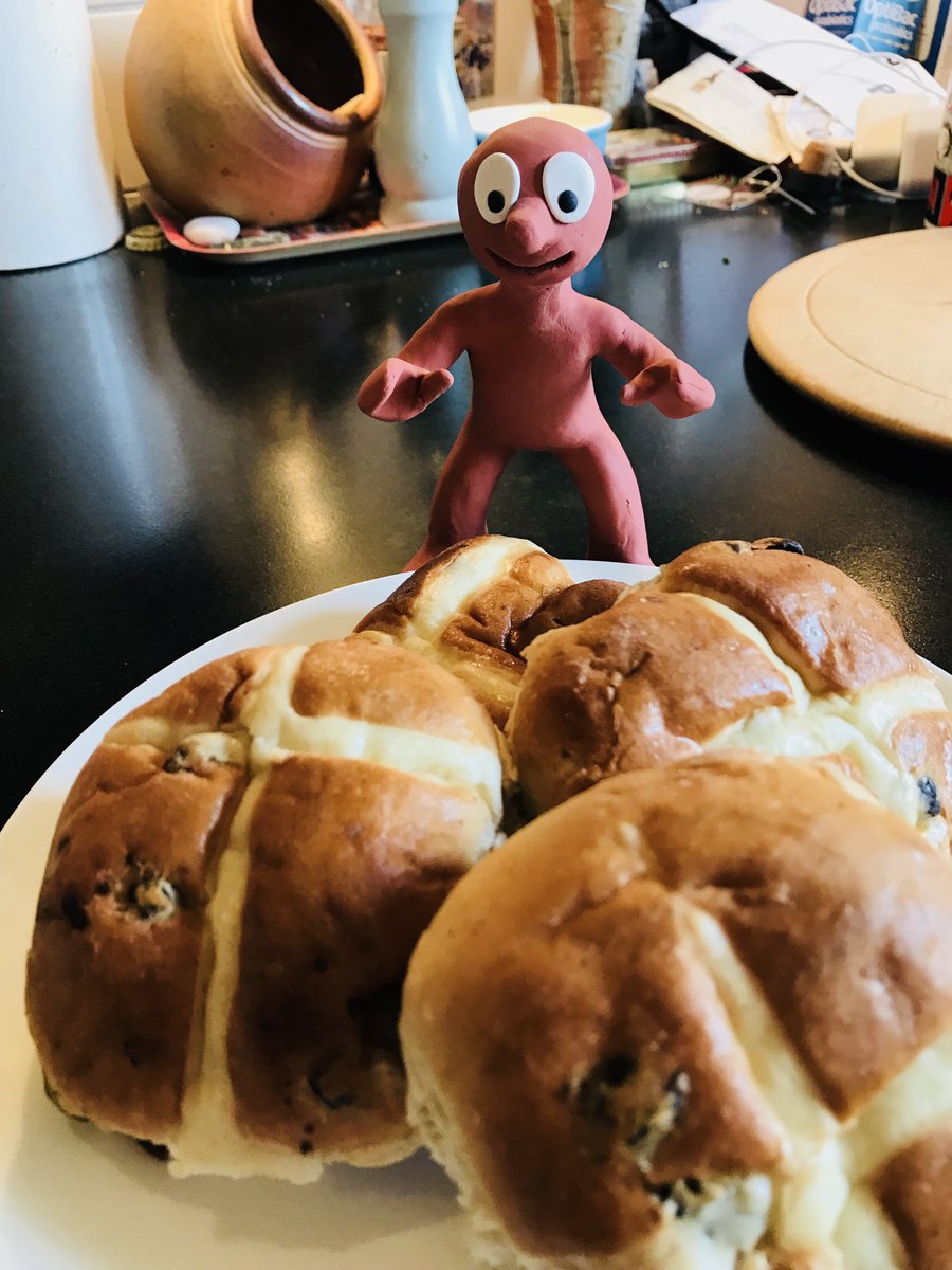 antonyethx0's tweet photo. Happy Easter everybody!! From me and the little fella ⁦@AmazingMorph⁩ https://t.co/Qx0mq6Ix0L