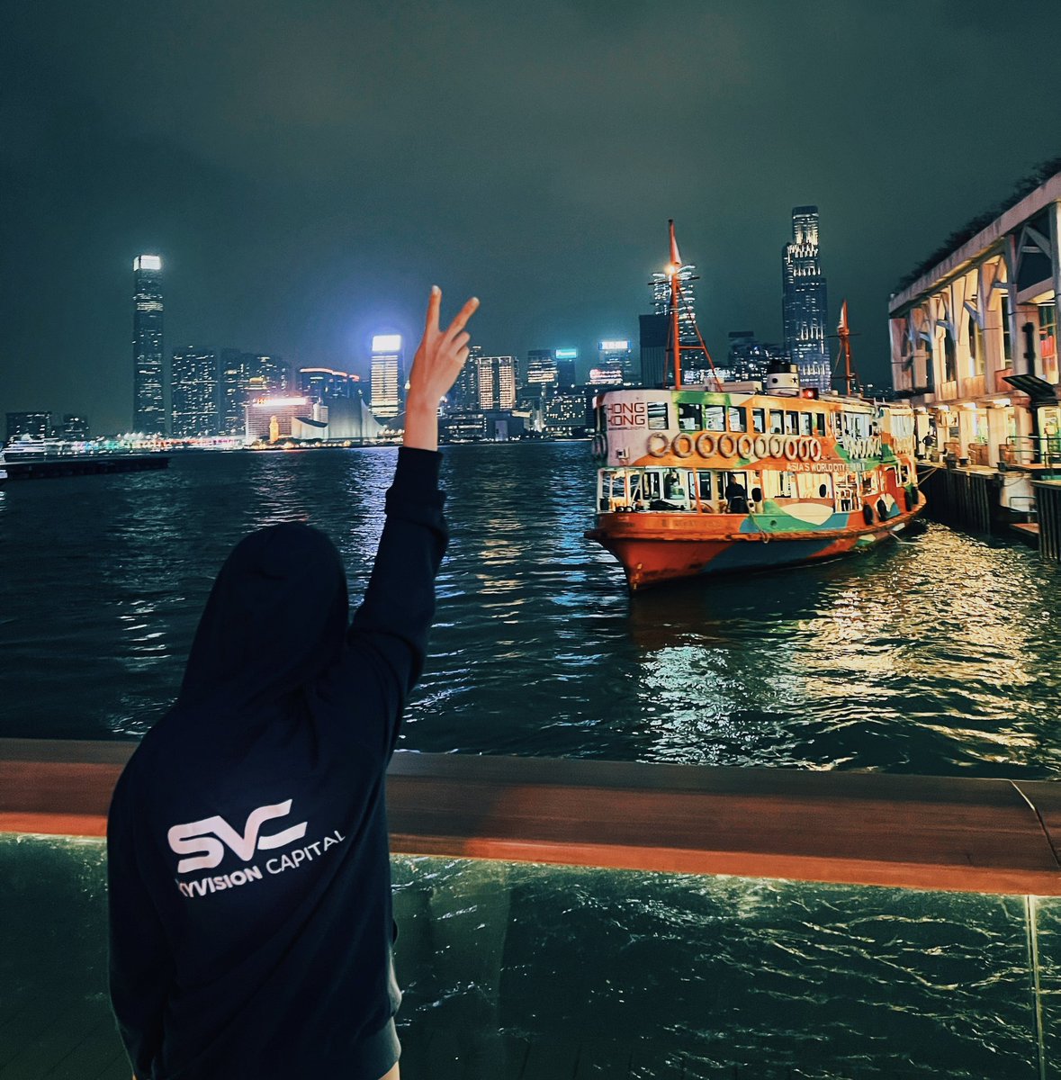 GM GM☀️ Who’s out here in Hong Kong 🇭🇰? Come say hi and let’s explore this beautiful city together 🤝