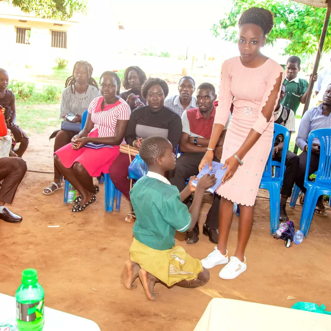 bliz04's tweet photo. Education inequalities need to be addressed by us &amp; now. I thank everyone who supported me in this cause to give hope to these children. They won't sit or sleep while their fellows are writing. @TEACH4UG @Kassaga4UG @TeachForAll https://t.co/duo88LN39r