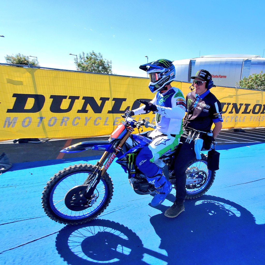 JPrusia's tweet photo. The Overall winners of the Triple Crown at Round 12 of Monster Energy AMA Supercross in Glendale, Arizona. 

250SX: Jett Lawrence
450SX: Eli Tomac

#SupercrossLIVE #DropTheGate #Supercross #SX  #TripleCrown #GlendaleSX #StateFarmStadium #250SX #JettLawrence #450SX #EliTomac https://t.co/kpe35FKlsY