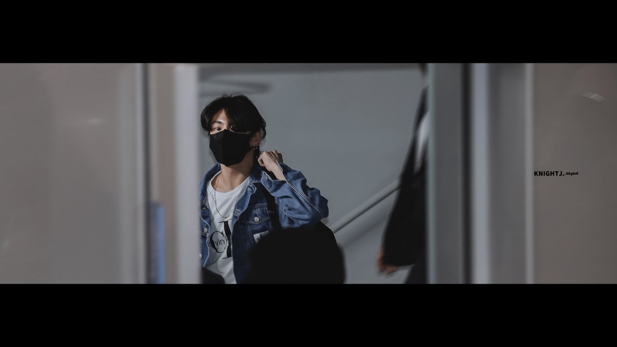 JthginK's tweet photo. 230408 HD  

#정국 #JUNGKOOK #방탄소년단 #BTS @BTS_twt https://t.co/7sTv5ANQbk