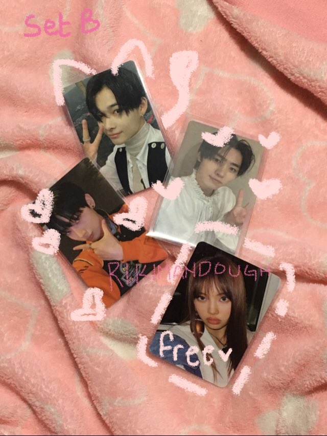 rikimandough's tweet photo. wts lfb ph 🎀
 — set A : 700 php  (free hyein omg pc!)

— set B : 950 php (free hyein omg pc!)
  
each set buyers will recieve a free hyein pc 🎀!

sold as set only

heart and rt to spread ty! https://t.co/8FXerzHUx7