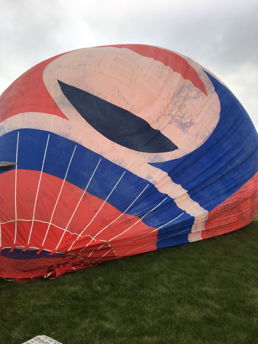 Flying Adverts tweet media