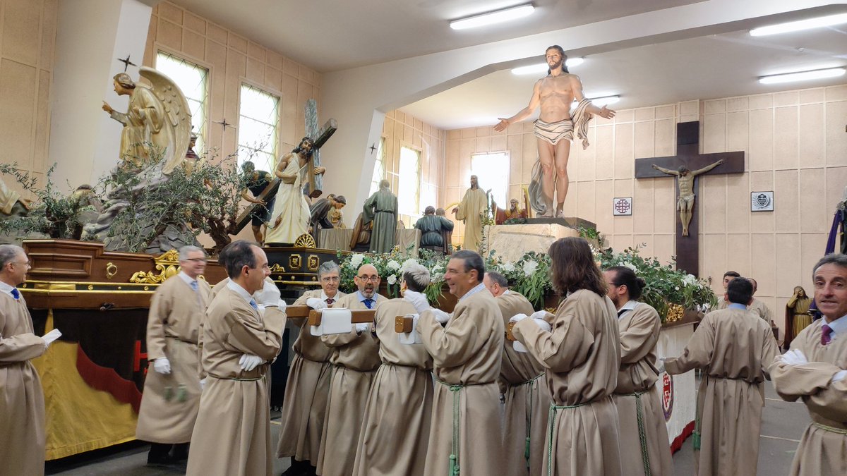 Hermandad pasión (@pasionpamplona) on Twitter photo Llegó el día. #pascua de la #SemanaSanta2023 el nuevo Resucitado de <a href="/EscultorRafael/">Rafael Martin Escult</a> procesionaria por las calles de #Pamplona Llegó el día. #pascua de la #SemanaSanta2023 el nuevo Resucitado de <a href="/EscultorRafael/">Rafael Martin Escult</a> procesionaria por las calles de #Pamplona