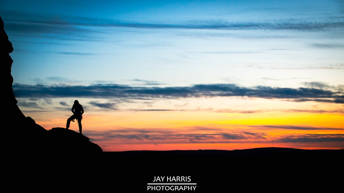 JayHarrisPhoto1's tweet image. A 𝗚𝗢𝗢𝗗 𝗙𝗥𝗜𝗗𝗔𝗬 𝗦𝗨𝗡𝗦𝗘𝗧 at 𝗛𝗔𝗬𝗧𝗢𝗥, 𝗗𝗔𝗥𝗧𝗠𝗢𝗢𝗥 🌄

facebook.com/jayharrisphoto…

#dartmoor #sunset #nature #photography