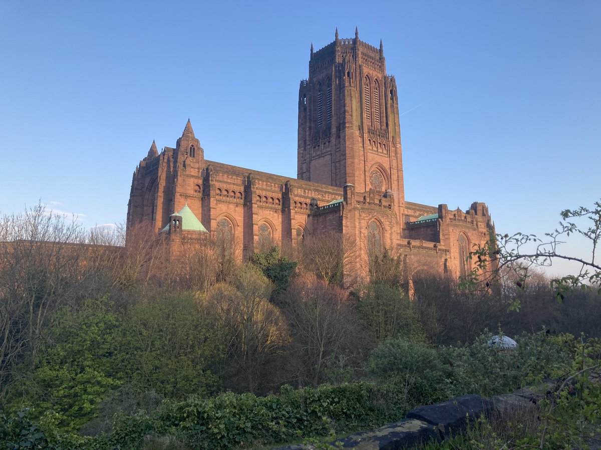 Alleluia, Christ is risen!
He is risen indeed, Alleluia!

Choral Eucharist <a href="/LivCathedral/">Liverpool Cathedral</a> for Easter Day is at 10.30am and will be sung by the boys’, girls’, and adults’ voices, to music by Langlais and Taverner.