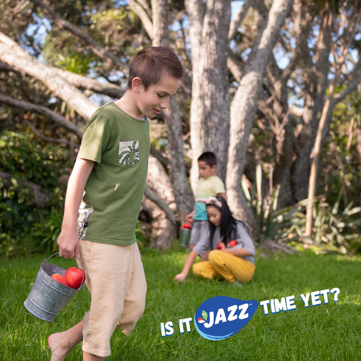 JazzAppleUK's tweet photo. Wishing you all very Happy Easter!
.
.
.
.
.
.
#Easter #EasterSunday #BankHolidayWeekend #BankHoliday #IsItJAZZTimeYet #apples #fruit #EasterBankHolidayWeekend https://t.co/DP9VHnkhCF