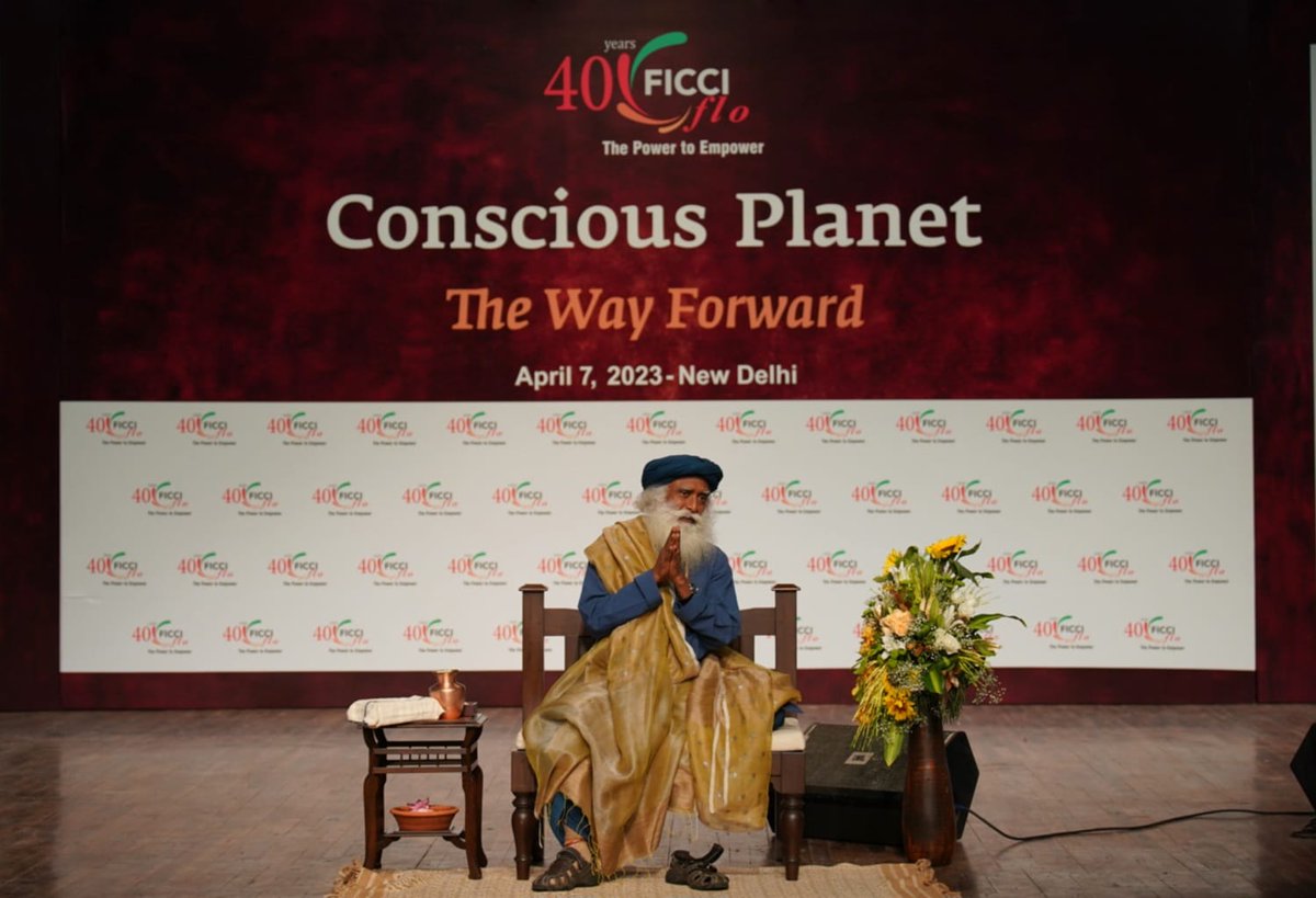 Sadhguru tweet media