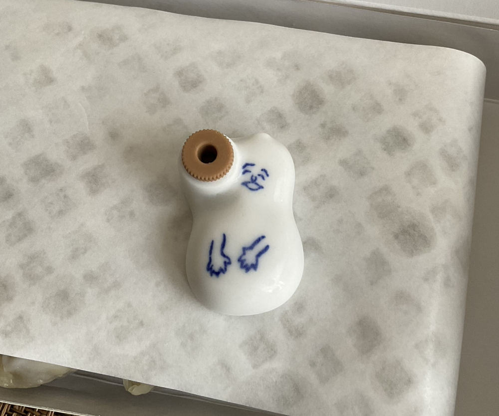 tmo_ydb's tweet photo. 昨日買ったまま食べなかったシウマイ
今日開けてひょうちゃん見て思わず
「宮城くんじゃん!!」

（手を加える）
「…宮城くんじゃん!!」 https://t.co/1vL1g28gik