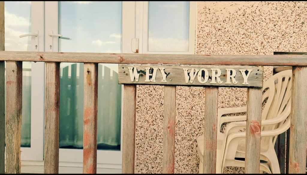 Ivor2003uk's tweet photo. Why worry indeed
https://t.co/1LZeoxQoFy
#jaywick
#jaywicksands
#beach
#jaywicksandslife https://t.co/9MYGqCrs2y