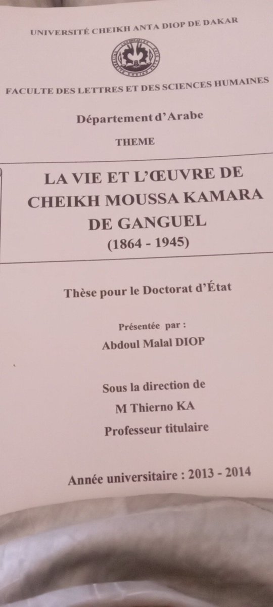 Sileye22's tweet photo. Lecture du moment...l'érudit peul par excellence. https://t.co/DQkCFsLMJC