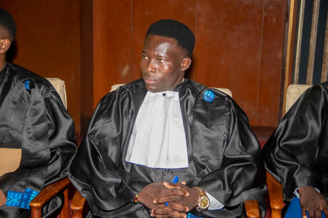 aiej_togo's tweet photo. 📌⚖️🇹🇬💫
dudit concours.
Force et Honneur ✊🏿✨💫👏🏿
@Aiej-Togo #Aejp #concours #Denyigban #ProcesFictif #DroitTogolais #AssikiGnassingbe #MeilleurOlympien #MeilleurPlaideur #TribunalJudiciaireOlympien #LesOlympiadesduDroitTogolais #UniversitedeLome #UniversitedeKara #UCAO_UUT https://t.co/bhQB6KMtrn