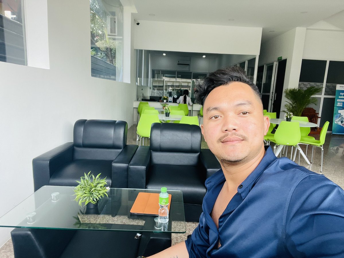 PoukSamdy's tweet image. Good night 😘🌙💤