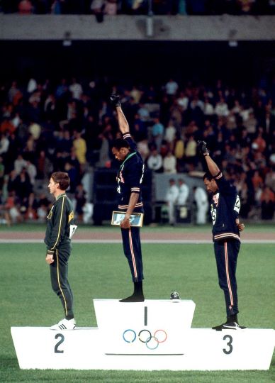 Deserrances's tweet photo. Neil Leifer, Olympic Games, 1968 https://t.co/6HjmVnjOrd