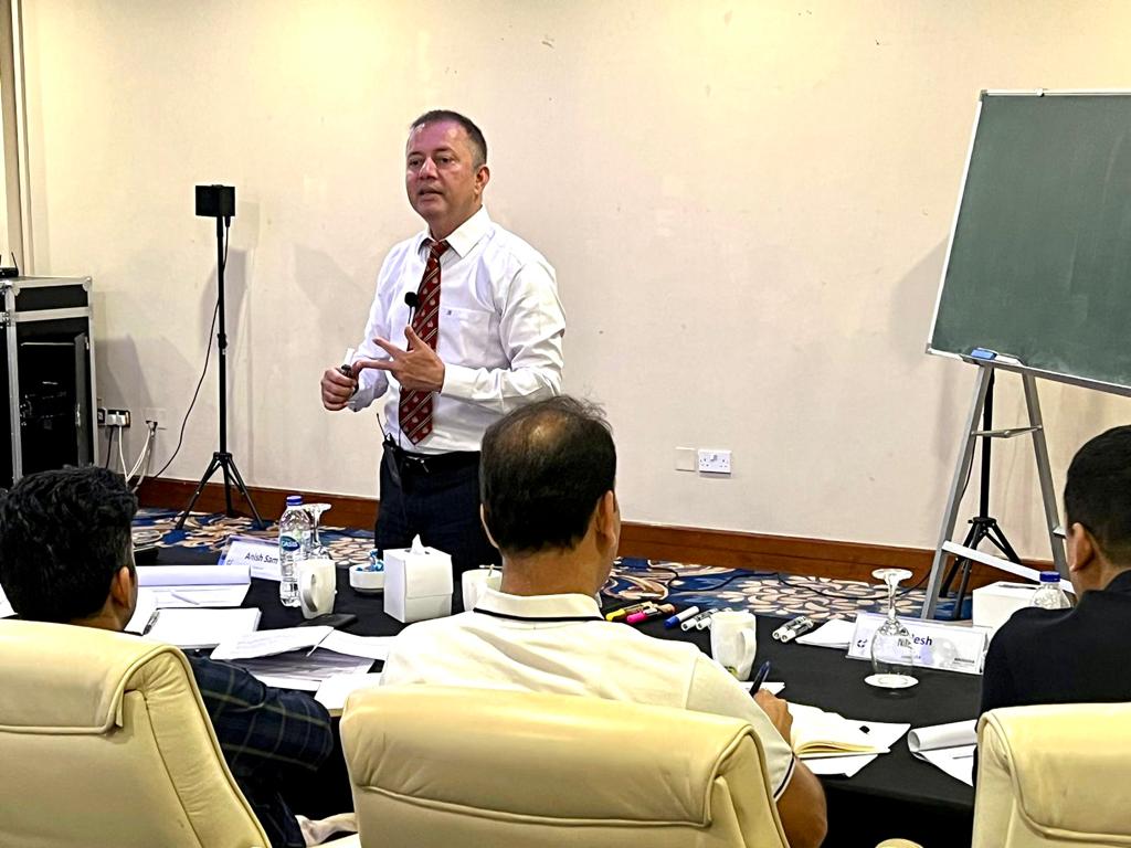 askhimanshurai's tweet photo. Just wrapped up a 2-day session on #negotiation with @IIM_I's GMPE Batch 11 in #Dubai! Loved interacting with such brilliant minds & indulging in insightful discussions. They continue to inspire me to be a curious learner. #IIMIat26 #GMPE #Management #UAE (1/2)
#IIMIat26 https://t.co/aRcNK94Fxo