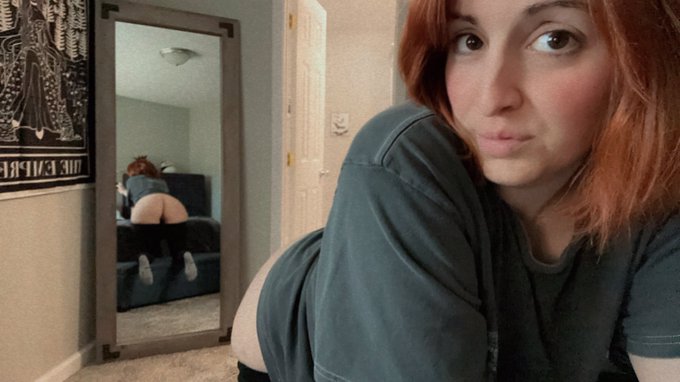 I&rsquo;m into all kinds of fun stuff baby 😈 check out my free trial in the comments https://t.co/Borj2bSW<a href="/tag/newprofilepic"class="tags"><span>#newprofilepic</span></a>