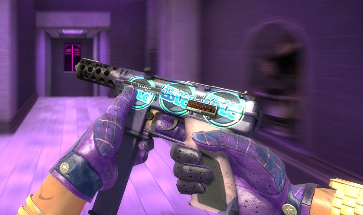 CSCench's tweet image. 1/1 Tec-9 sandstorm with 3x LDLC Cologne 2014 holos
Bought it from the market for $30 and I love it :)