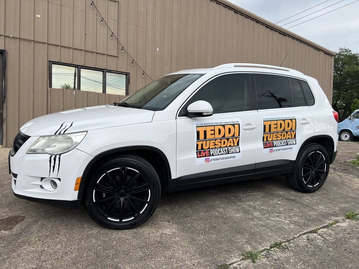 teddituesdaypod's tweet photo. Need Promo for your business right here in Houston. #teddituesday #promo #advertise https://t.co/aRA3IDLP08