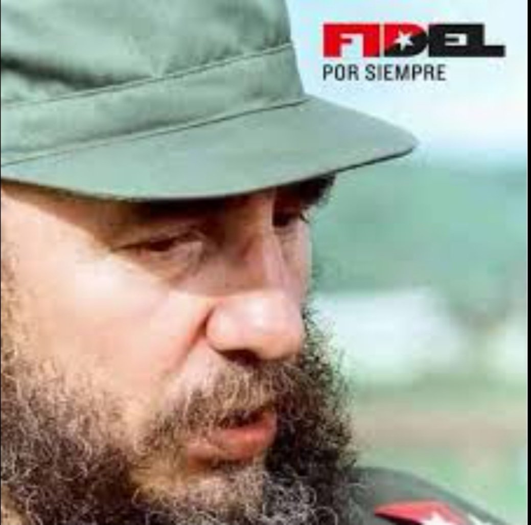 #FidelPorSiempre no necesitaba dinero; nació en cuna rica, creció en una hacienda, tuvo médicos de cabecera y en pleno capitalismo se tituló en Derecho, pero tocó el alma de analfabetos, desalojados, desempleados, desaparecidos, negros y desahuciados, había que luchar por #Cuba.