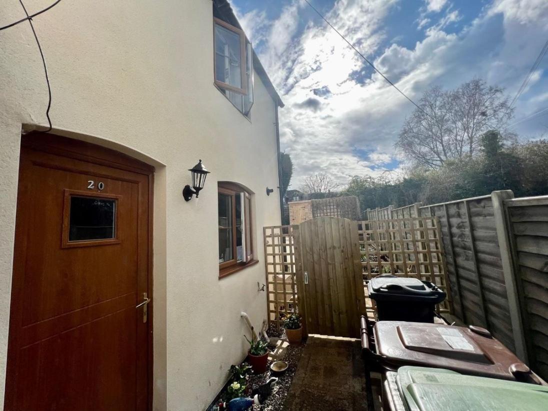 3 Counties Cottage Sales tweet media